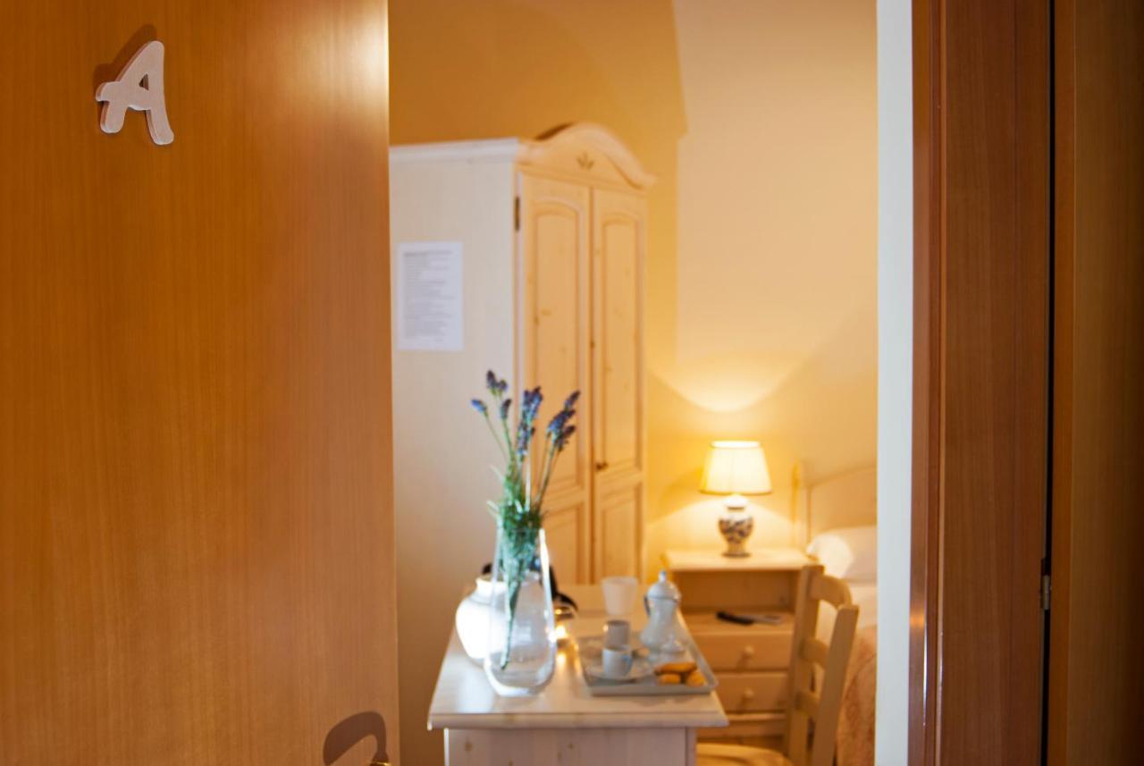 Agriturismo Al Casale 돈나푸가타 외부 사진